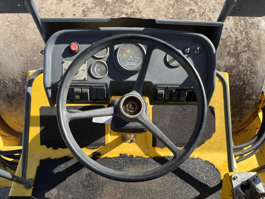 ./imagenes/INVOICE/2019/15339/COMPACTADOR VIBROMAX (10).JPG